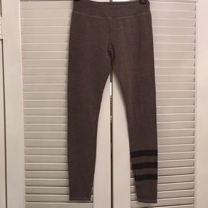 Sundry leggings